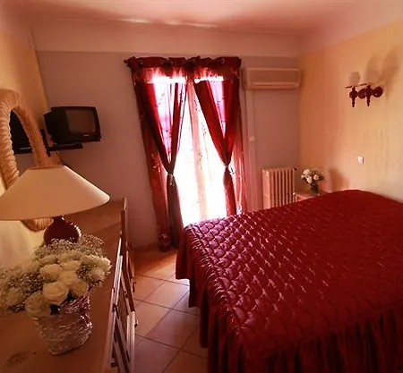 Albergo Hotel 2* سا لُرون دو فار